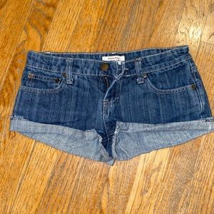 Jean short shorts